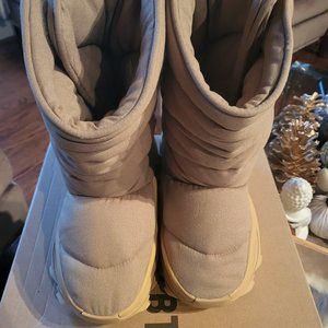 Yeezy Boots 'Khaki' NSLTD